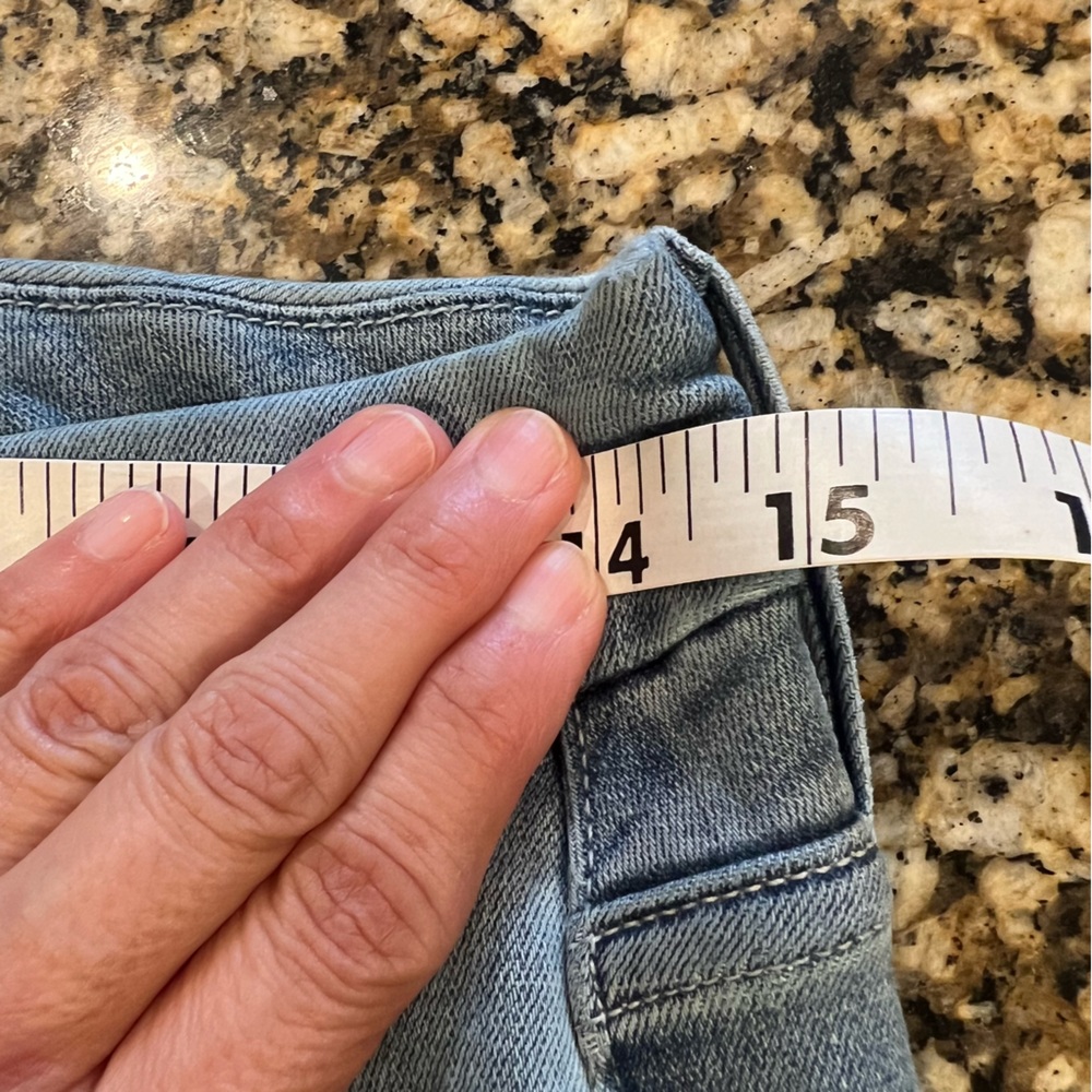 Good American Light Wash High Waist Good Legs Jeans Size 10 - Picture 11 of 13
